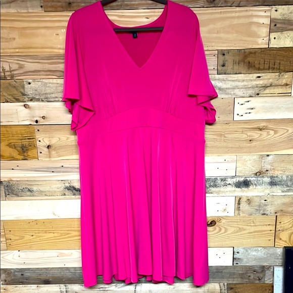 Torrid size 3 Pink Flutter Sleeve V-Neck Midi Lightweight Flowy A-line Dress - Picture 1 of 7